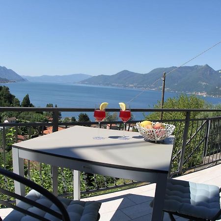 Casa Colmegna Mit Traumhaften See- Und Bergblick Luino Buitenkant foto
