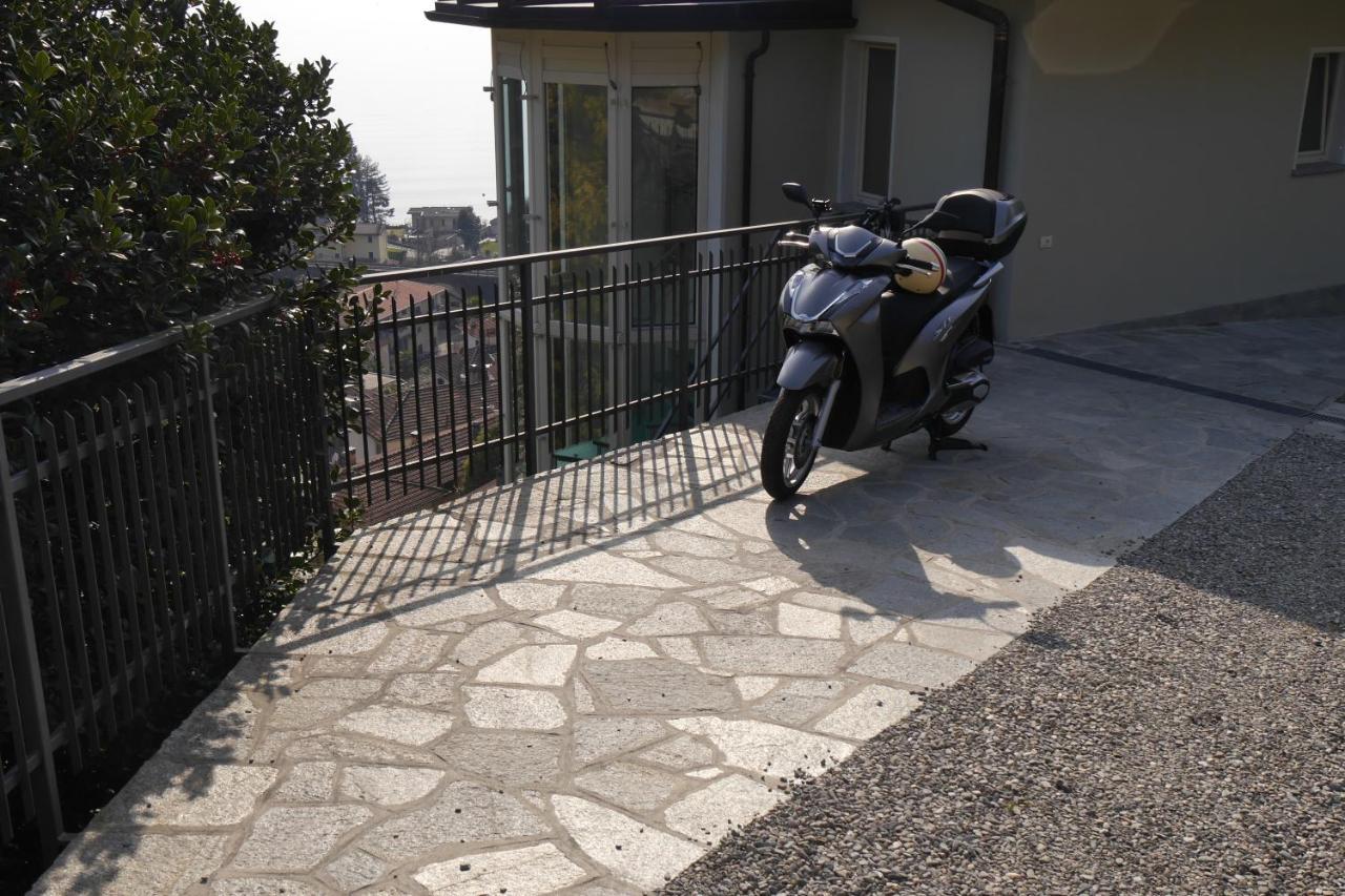 Casa Colmegna Mit Traumhaften See- Und Bergblick Luino Buitenkant foto